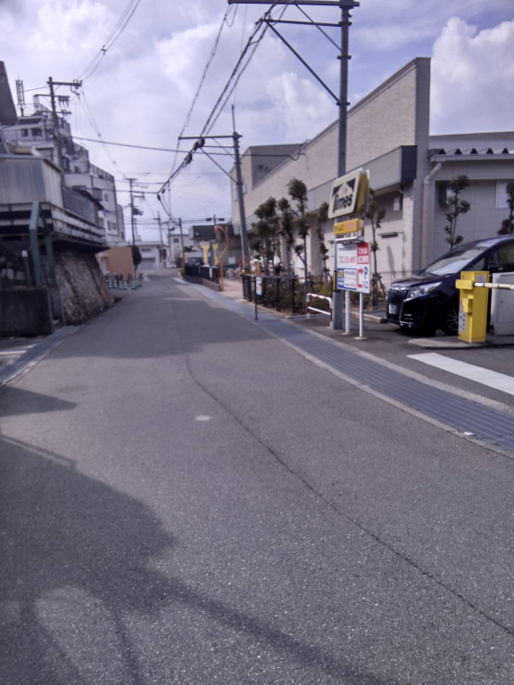 株式会社フォールズ(万代 豊中本町店)(大阪府豊中市/豊中駅/警備・交通誘導)_2